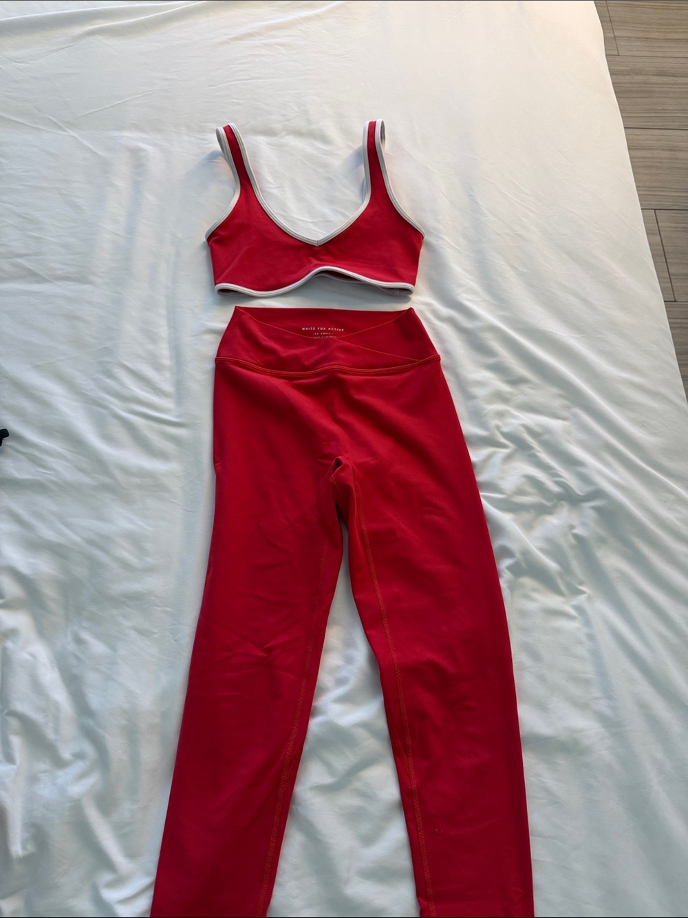 White Fox Boutique Red High-Waist Legging & Crop Sports Bra Set